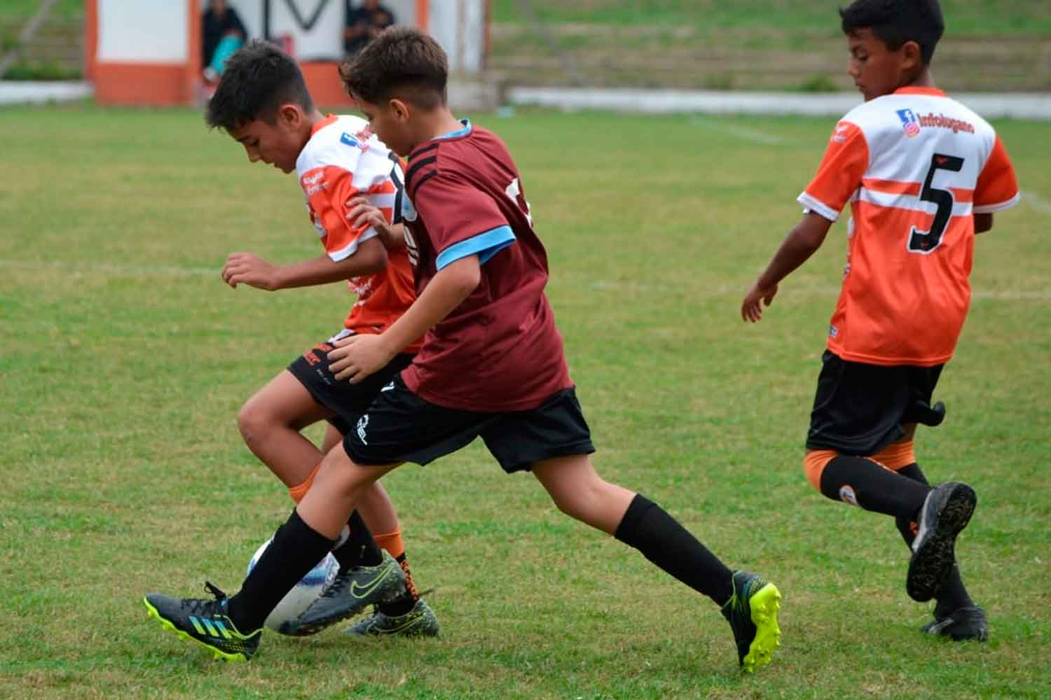 Club Deportivo UAI Urquiza - #Infantiles ⚽ ¡Preparate para jugar en AFA!  Las categorías menores del Club Deportivo UAI Urquiza se siguen entrenando  y queremos contar con vos. Para más información contactarse