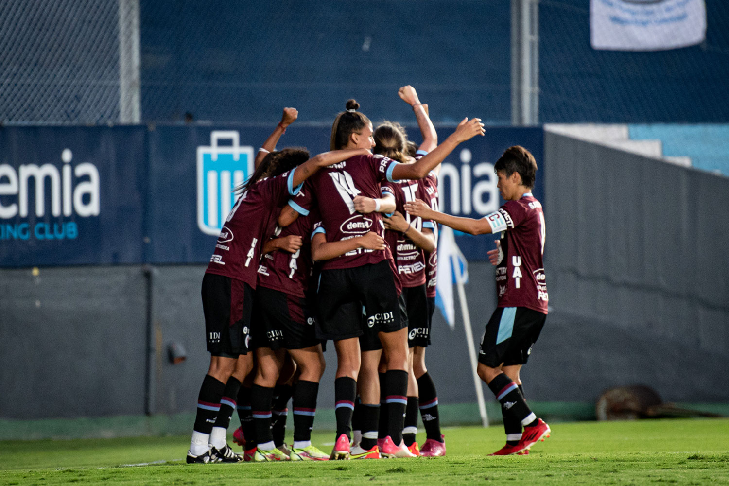 UAI Urquiza, el más cordobés de los clubes profesionales del fútbol femenino