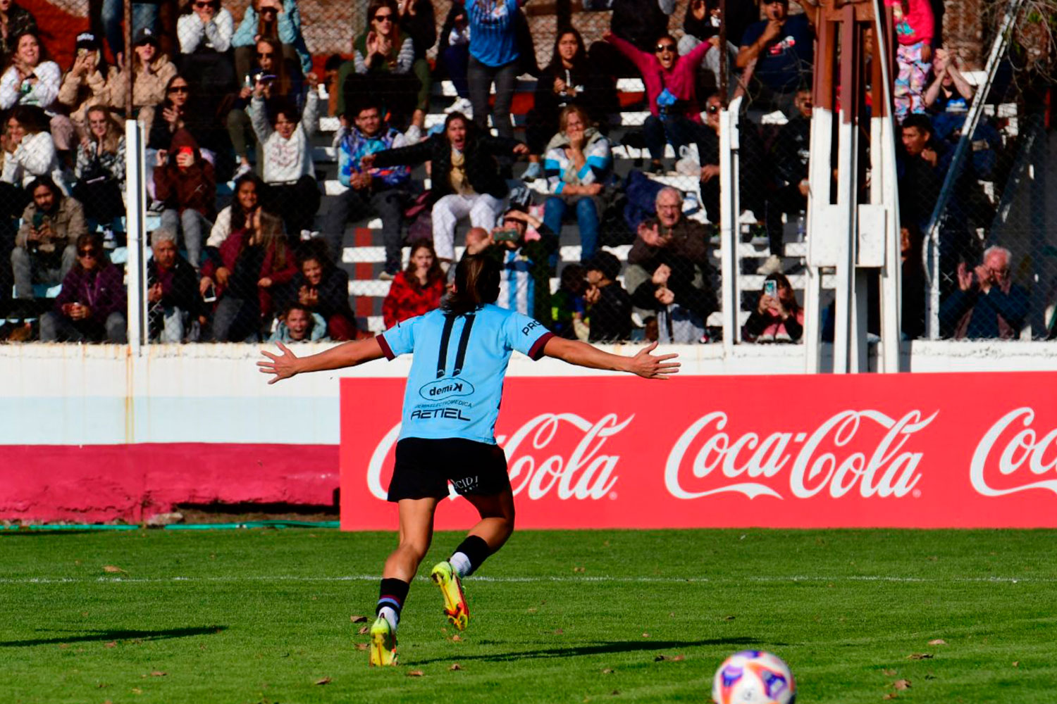 UAI Urquiza no tuvo piedad ante Comunicaciones - Fémina Fútbol