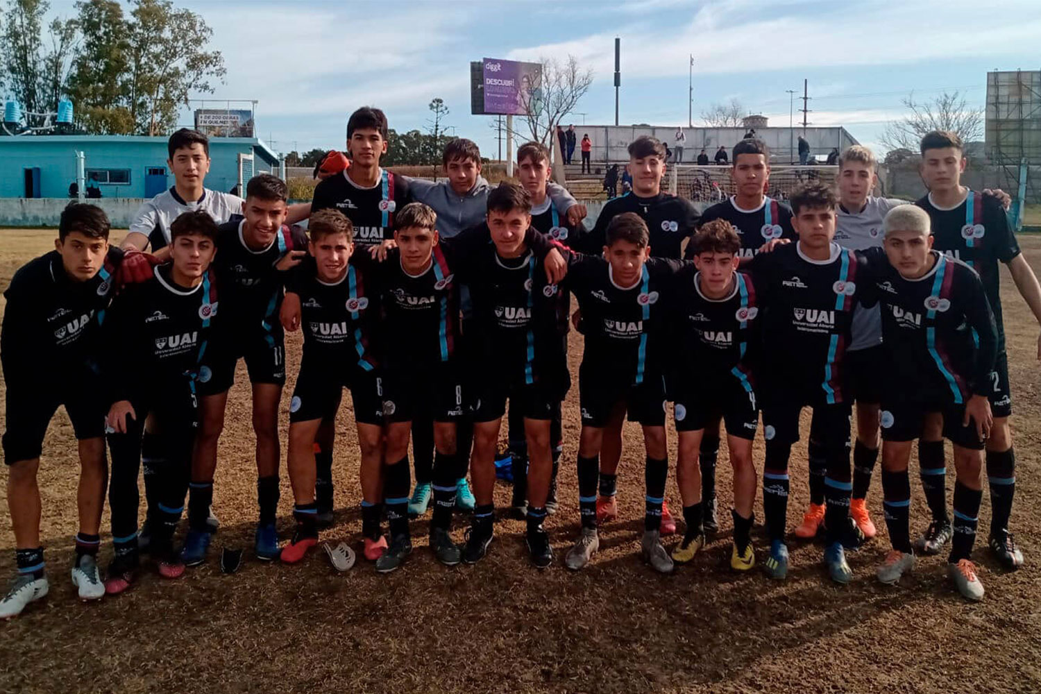 Club Deportivo UAI Urquiza - #FutbolJuvenil 🚂⚽ Hoy continúan las pruebas  en el Predio de Morón. Todos los miércoles y jueves desde el 15 de  noviembre, pruebas de jugadores para las categorías