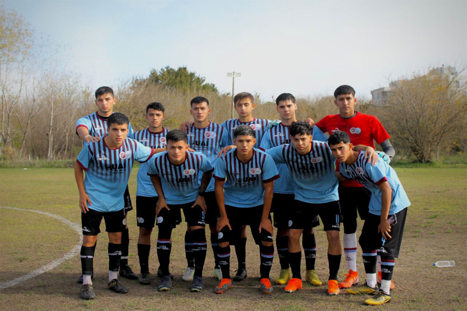 Club Deportivo UAI Urquiza - #Juveniles ⚽ Nuevas fechas de pruebas para  marzo ⚠ El Club Deportivo UAI Urquiza volverá a probar jugadores a partir  de esta semana en el Predio de